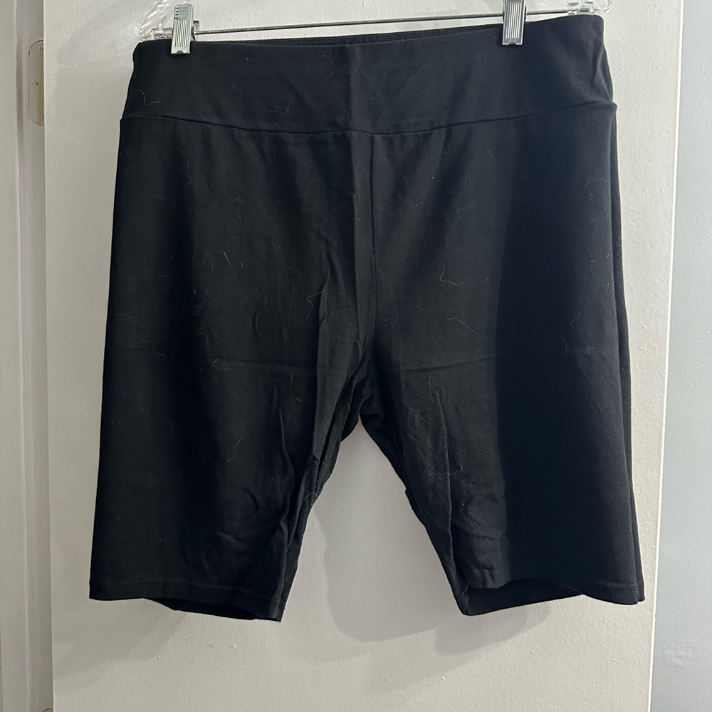 Terra & Sky Black Stretch Shorts